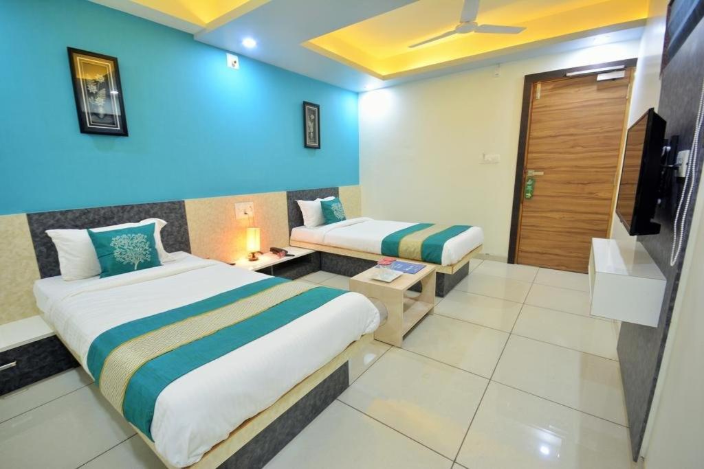 Hotel Sigma Inn Ahmedabad Exterior foto